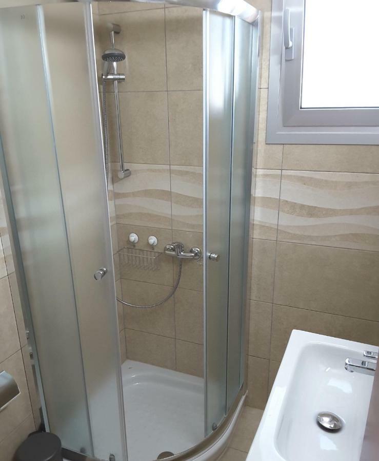 Lighthouse By The Sea Lovely 2Bdr Apartment Paphos Eksteriør billede