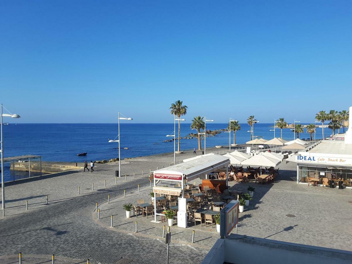 Lighthouse By The Sea Lovely 2Bdr Apartment Paphos Eksteriør billede