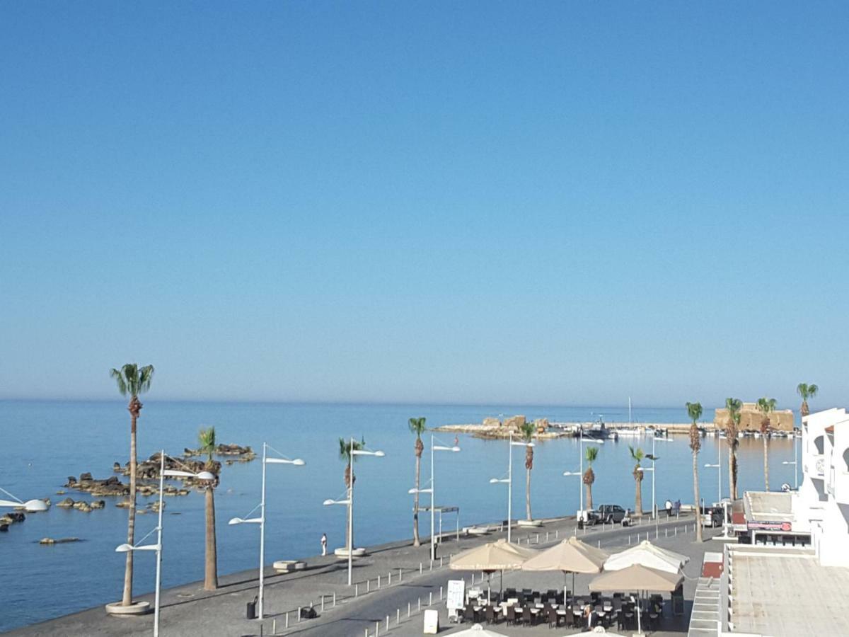 Lighthouse By The Sea Lovely 2Bdr Apartment Paphos Eksteriør billede